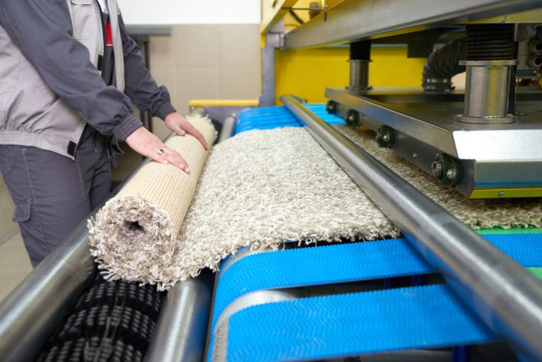 Read more about the article The Secret to Spotless Carpets – Expert Carpet Cleaning Tips from Hull