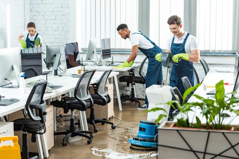 Read more about the article How Perfect Touch Cleaners Delivers Exceptional Office Cleaning in Hull